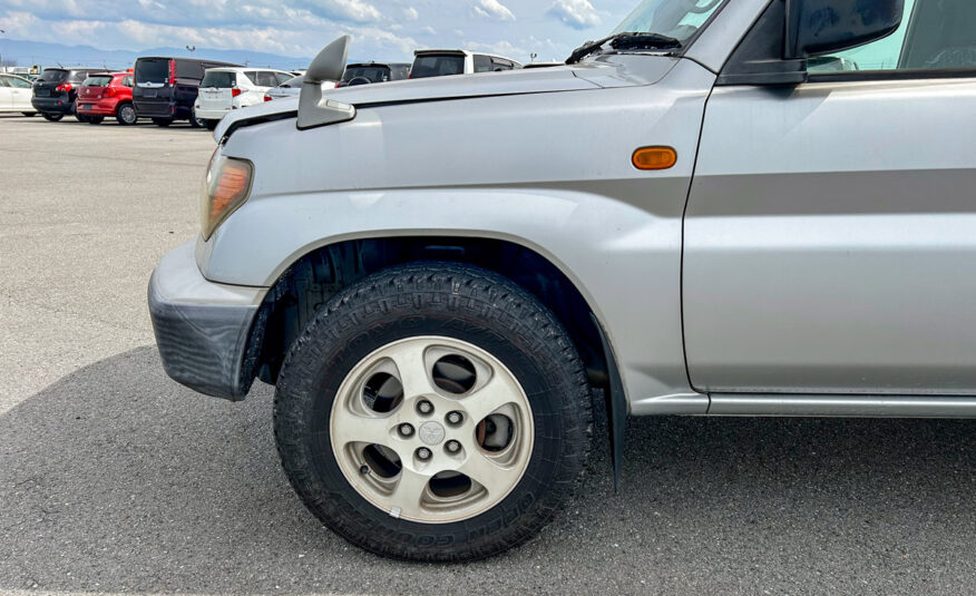 1998 Mitsubishi Pajero IO