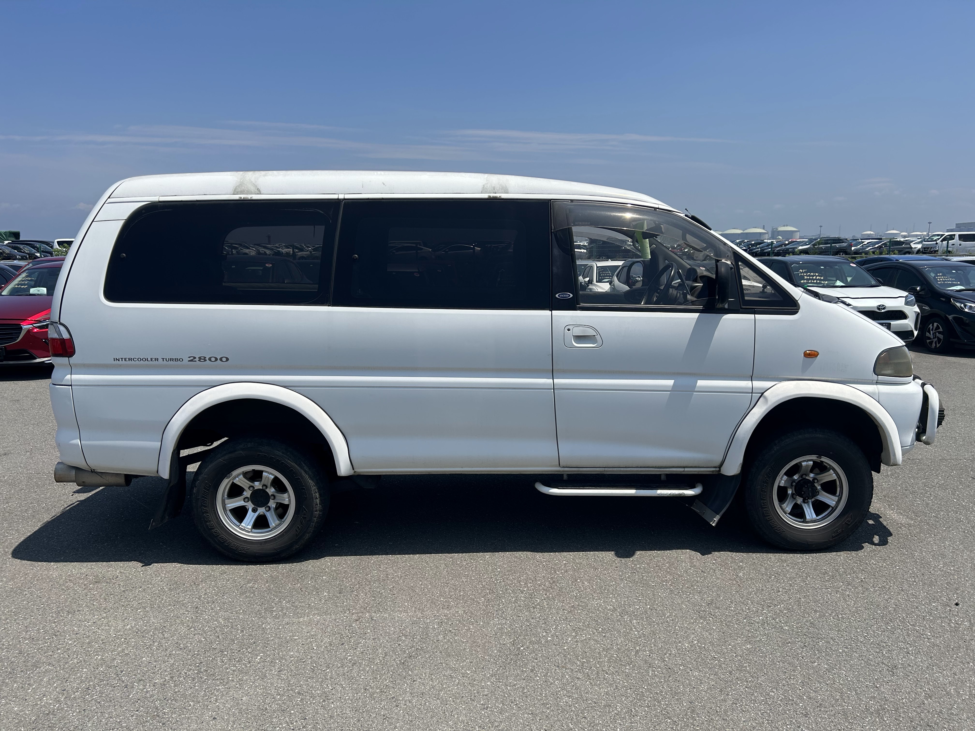 1996 Mitsubishi Delica