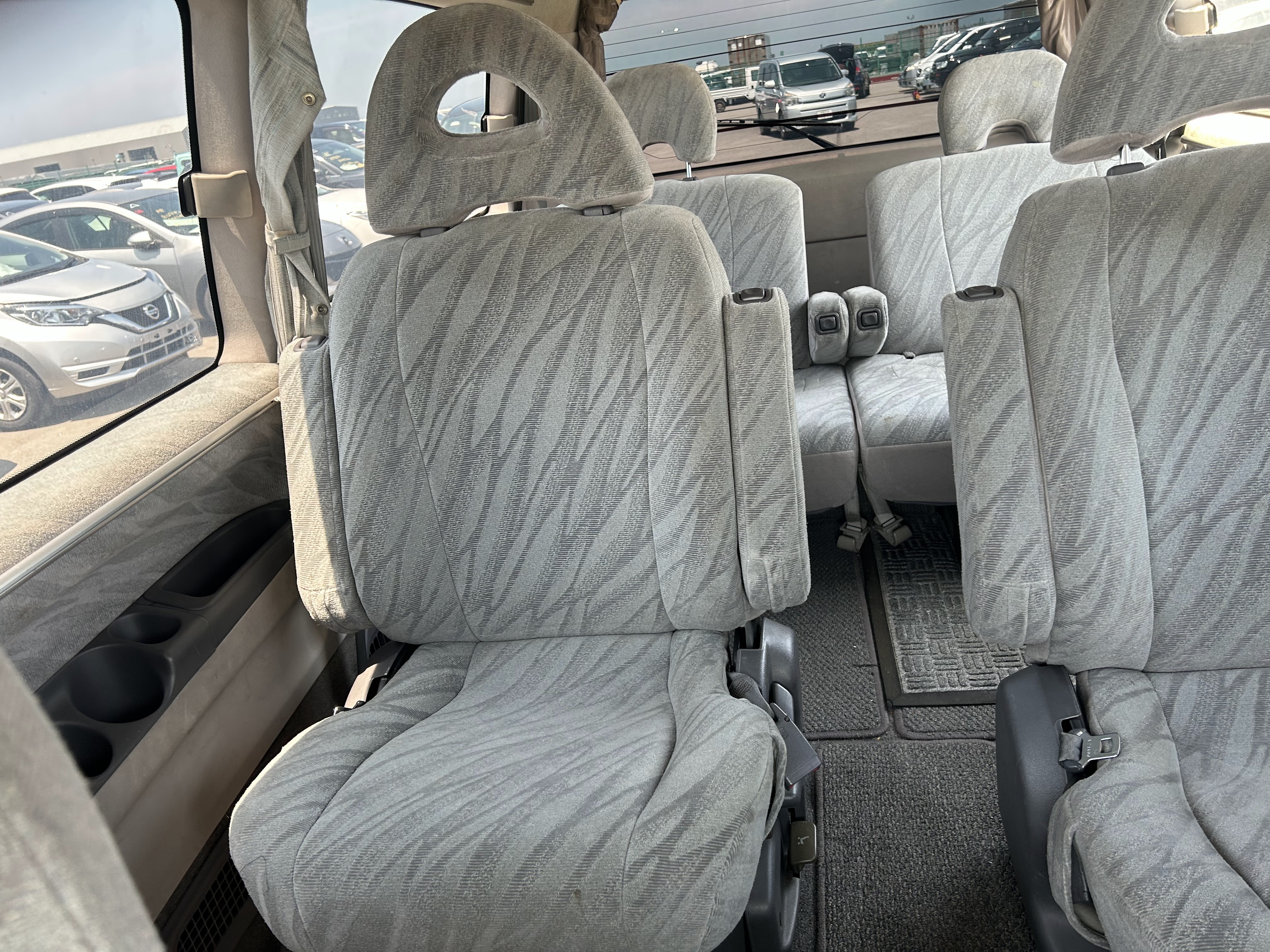 1996 Mitsubishi Delica