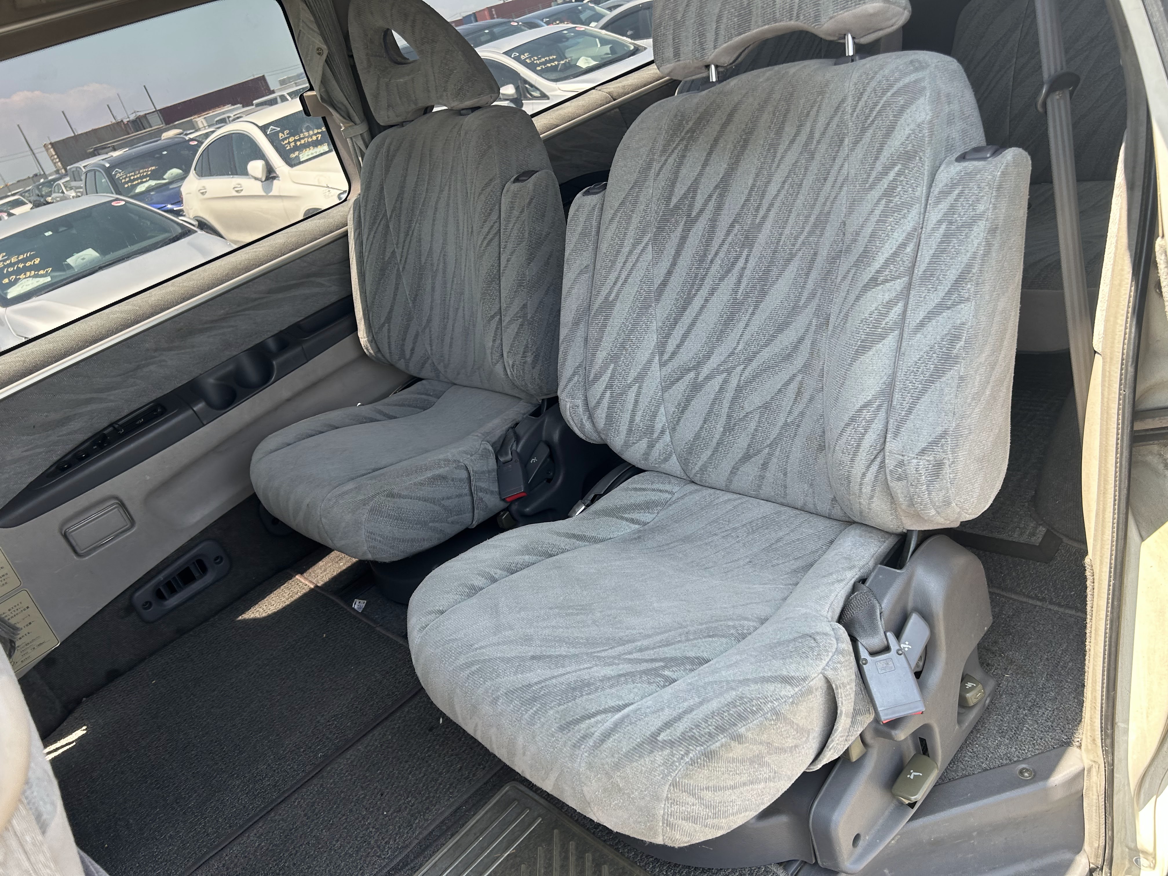 1996 Mitsubishi Delica