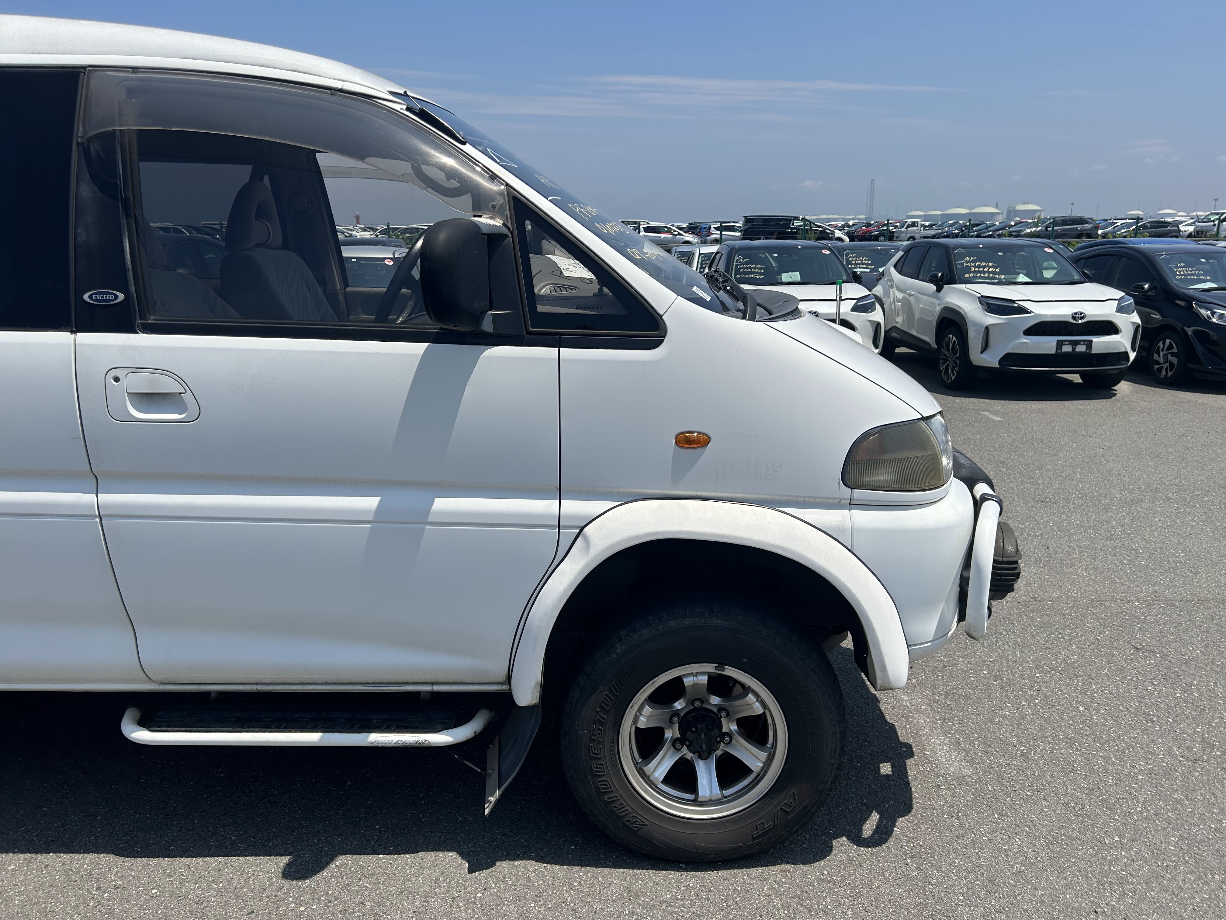 1996 Mitsubishi Delica