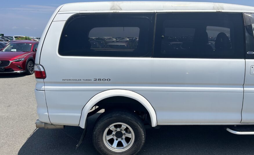 1996 Mitsubishi Delica