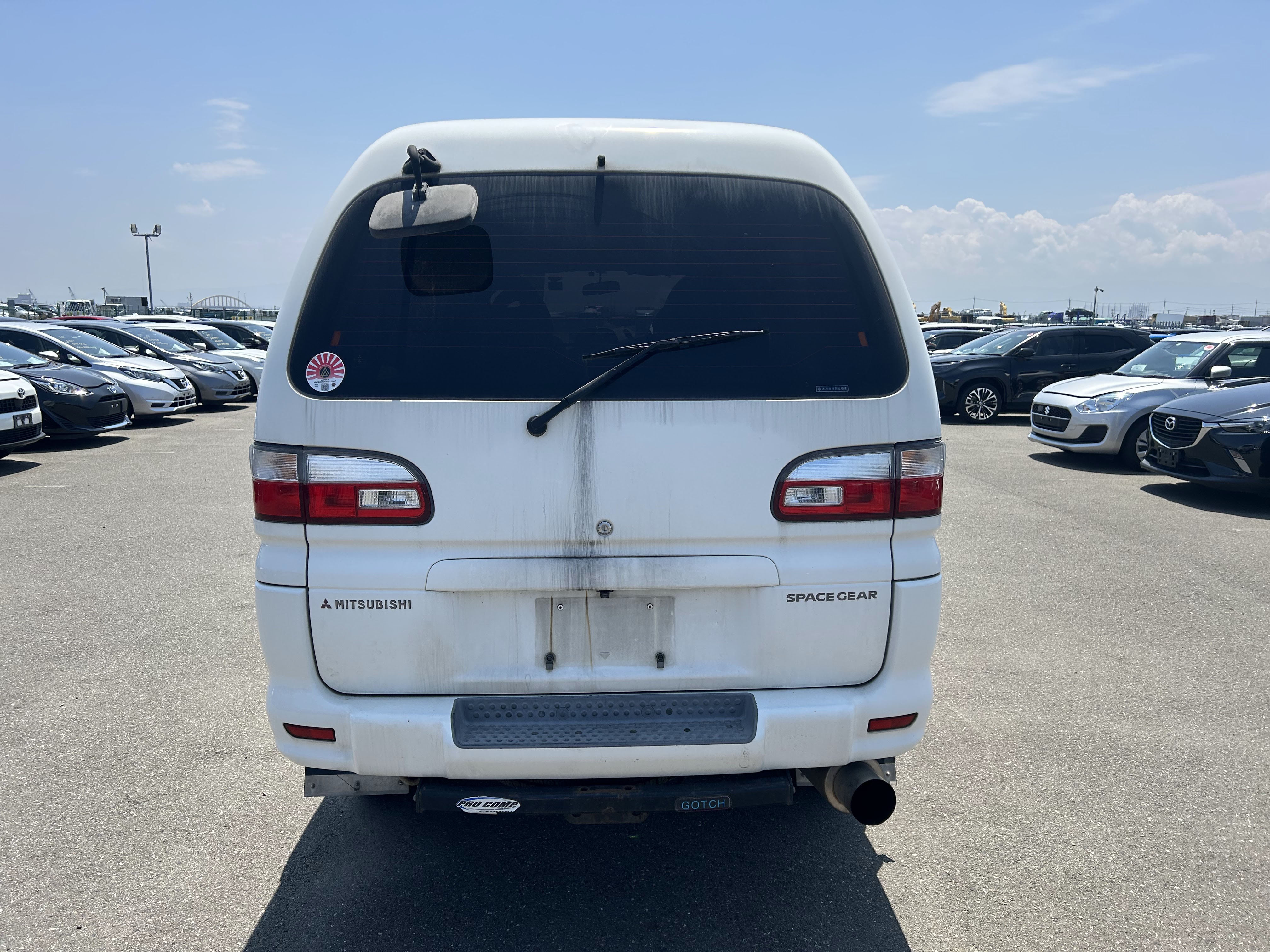 1996 Mitsubishi Delica