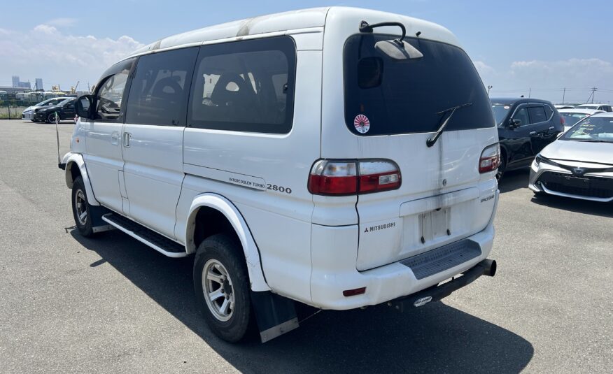 1996 Mitsubishi Delica