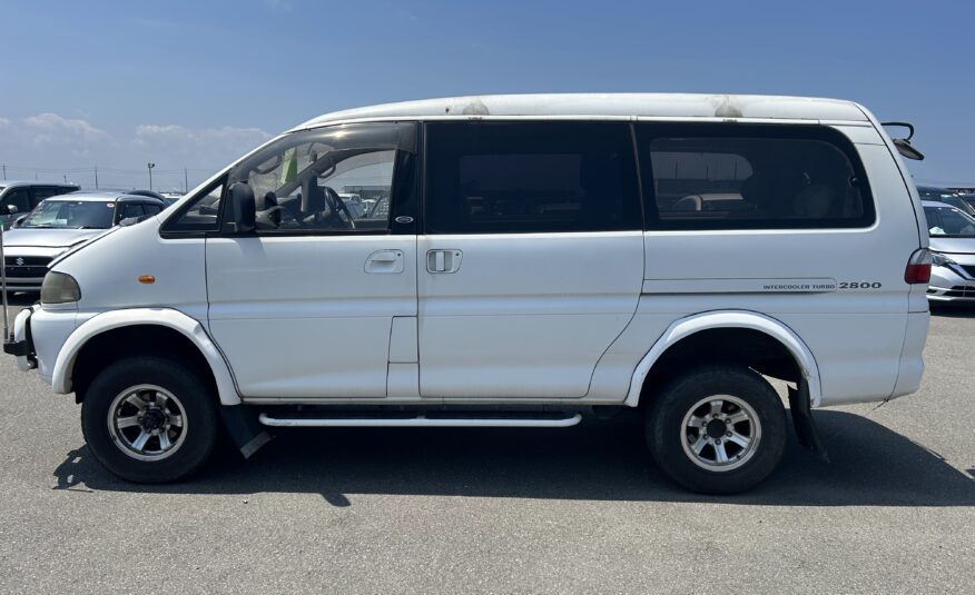 1996 Mitsubishi Delica