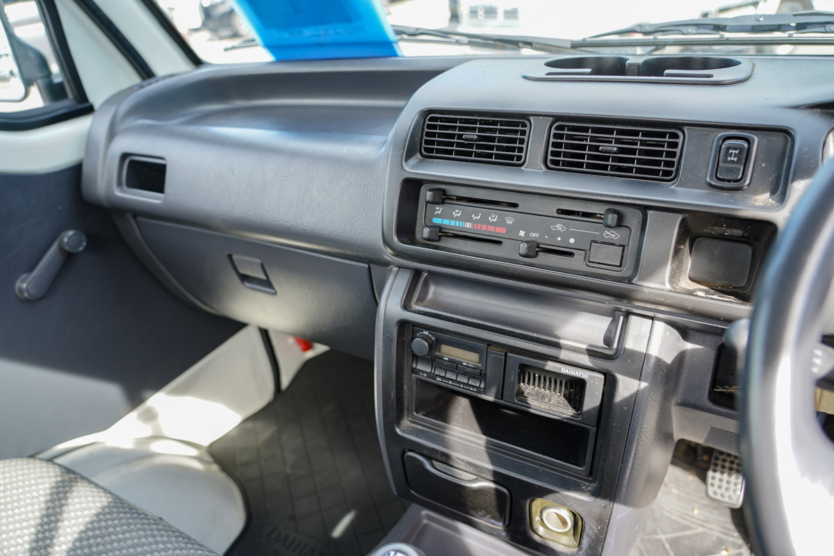 1999 Daihatsu Hijet