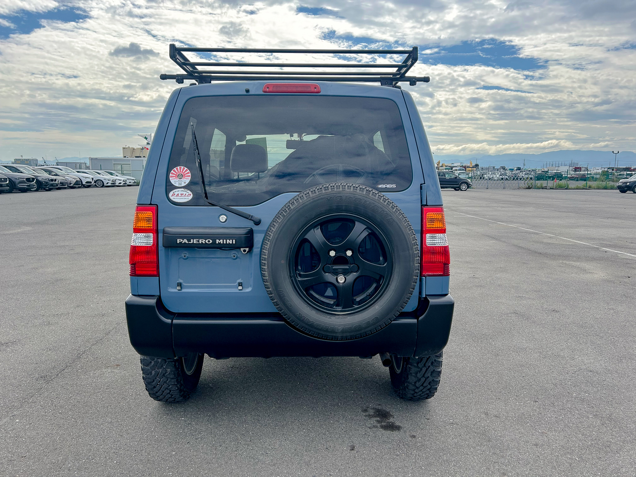 1999 Mitsubishi Pajero Mini