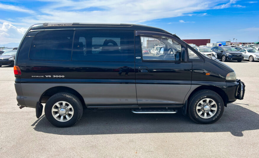 1995 Mitsubishi Delica For Sale