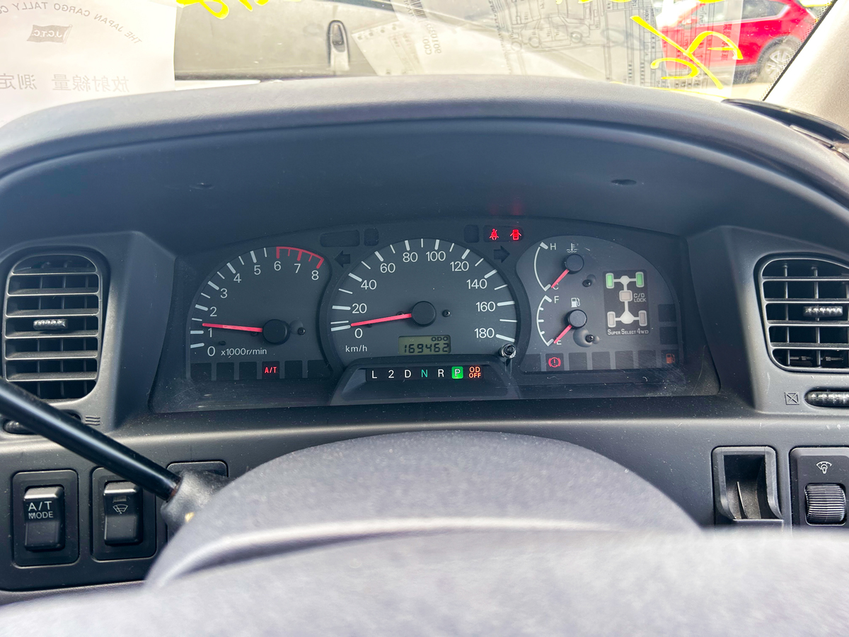 1995 Mitsubishi Delica For Sale