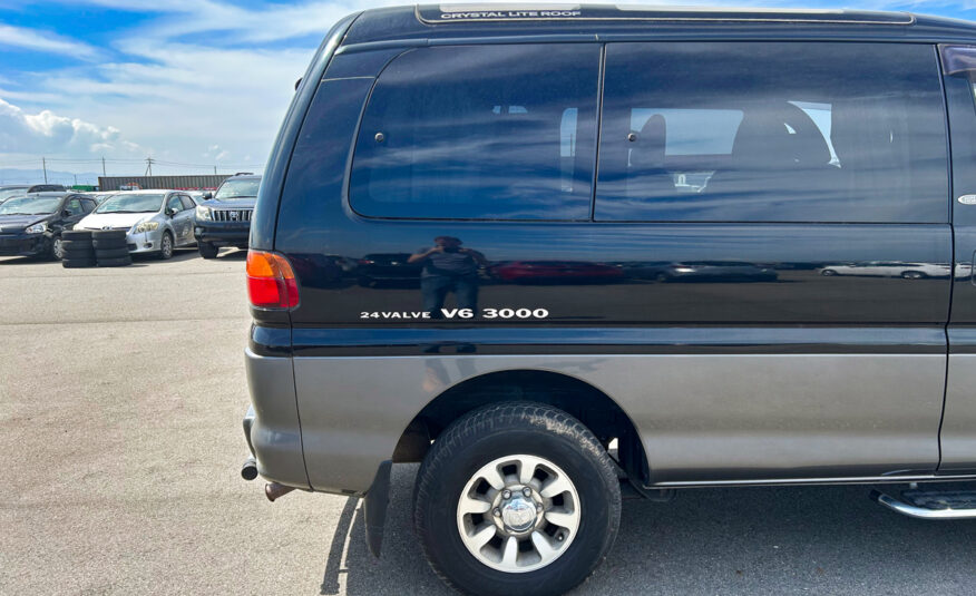 1995 Mitsubishi Delica For Sale
