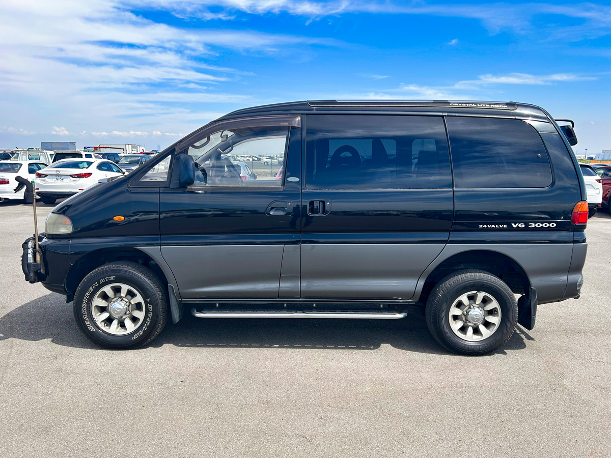 1995 Mitsubishi Delica For Sale
