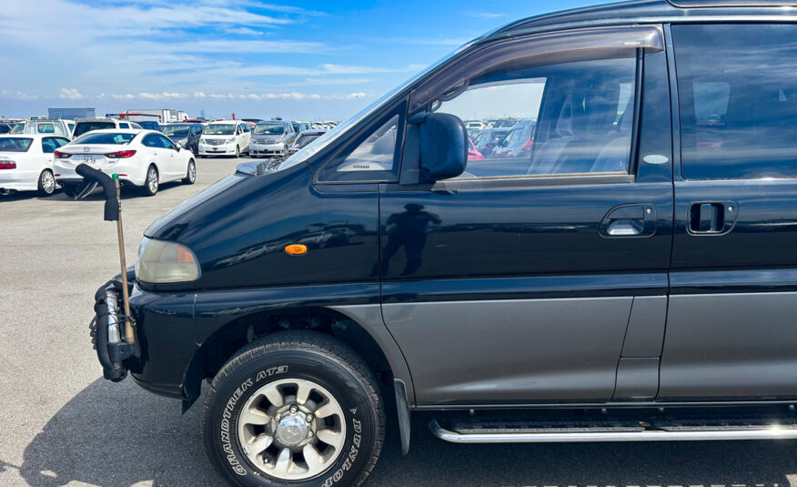 1995 Mitsubishi Delica For Sale
