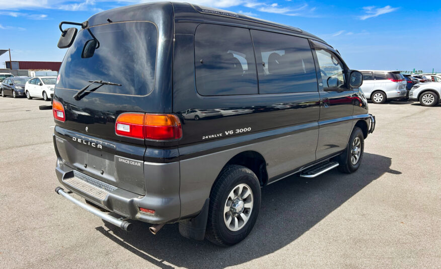 1995 Mitsubishi Delica For Sale
