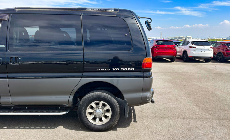 1995 Mitsubishi Delica For Sale