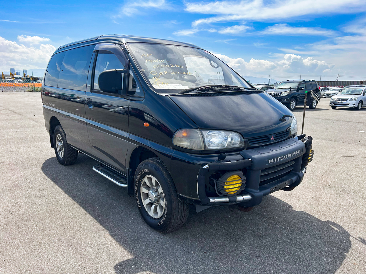 1995 Mitsubishi Delica For Sale