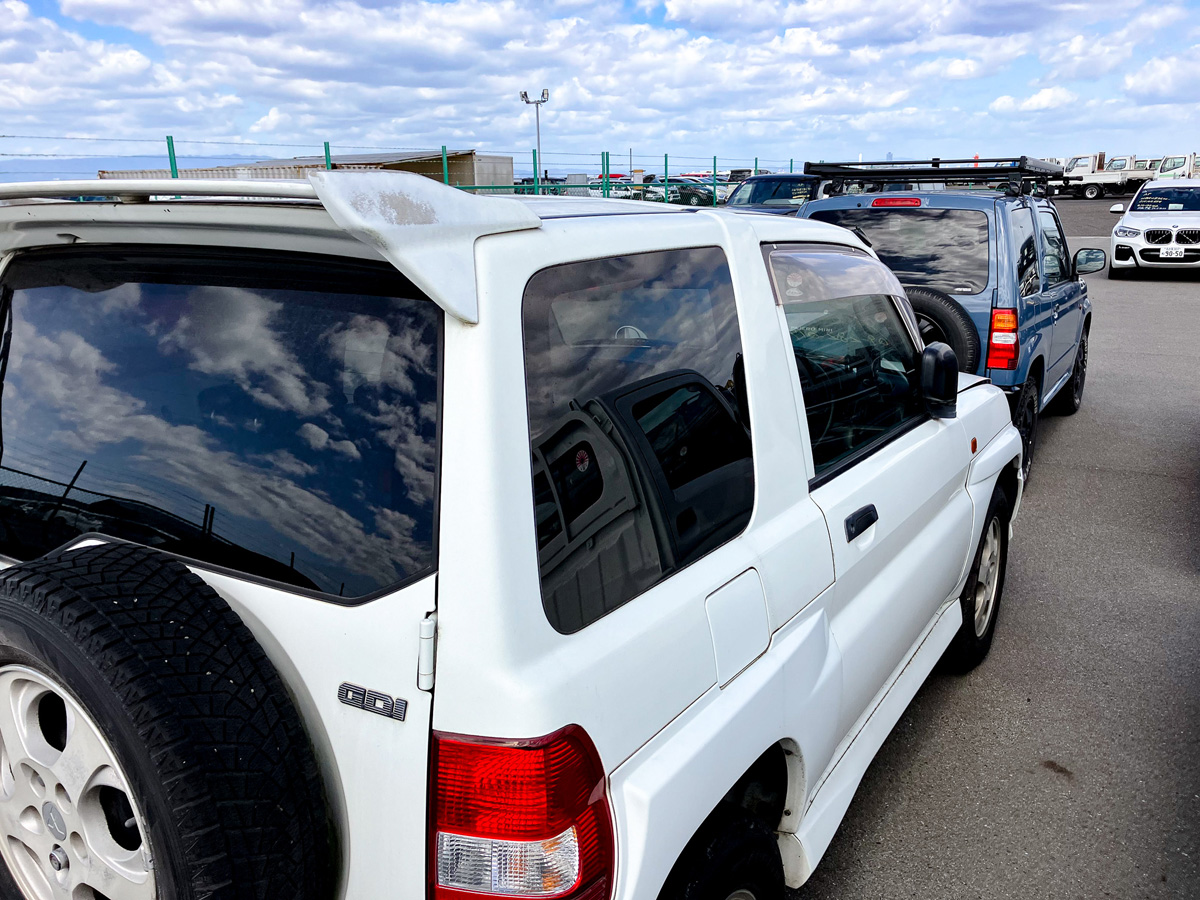 1998 Mitsubishi Pajero IO