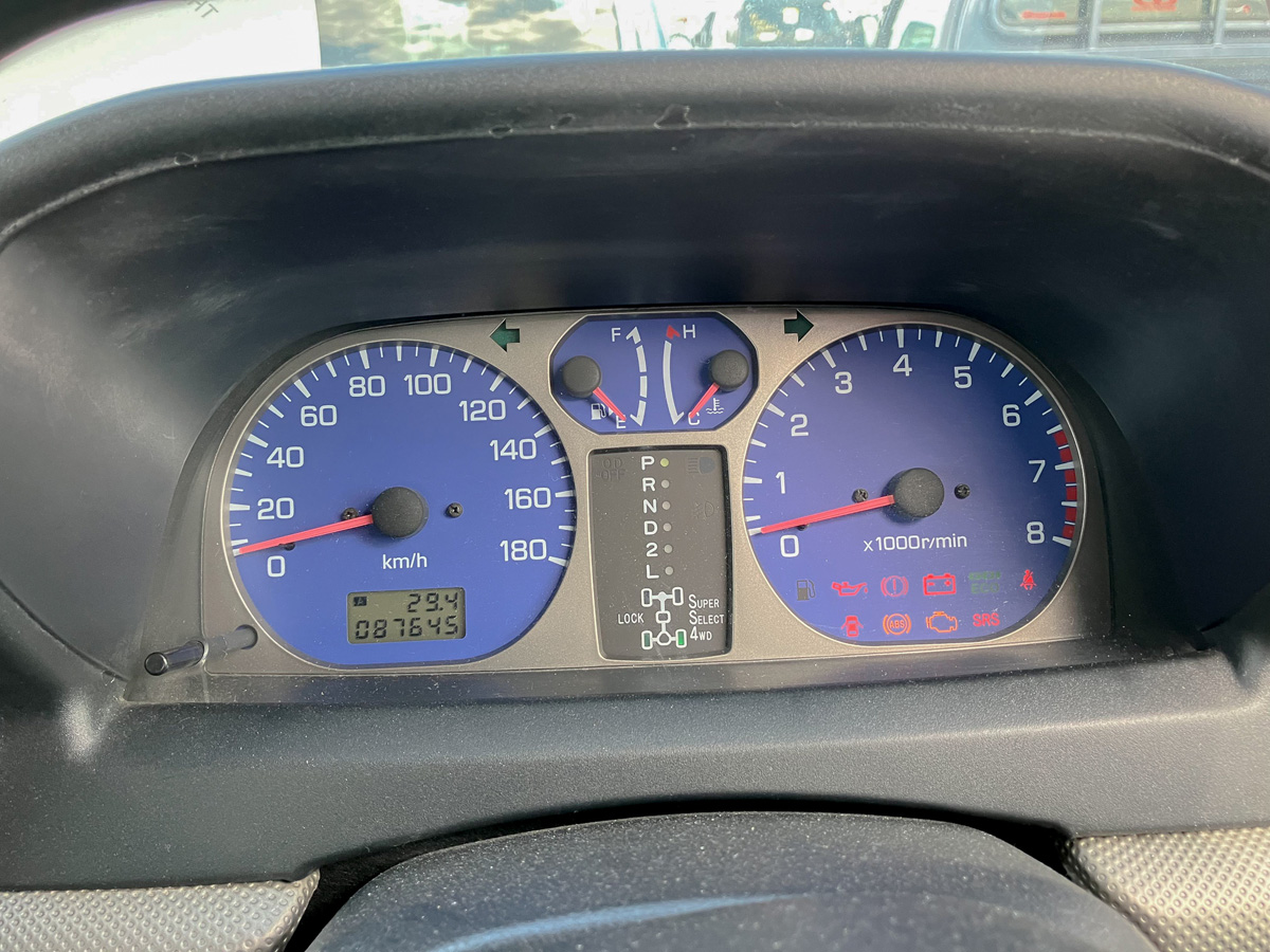 1998 Mitsubishi Pajero IO