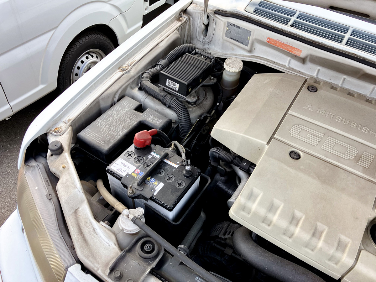 1998 Mitsubishi Pajero IO