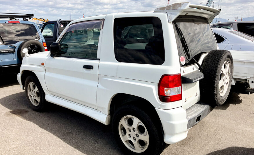 1998 Mitsubishi Pajero IO