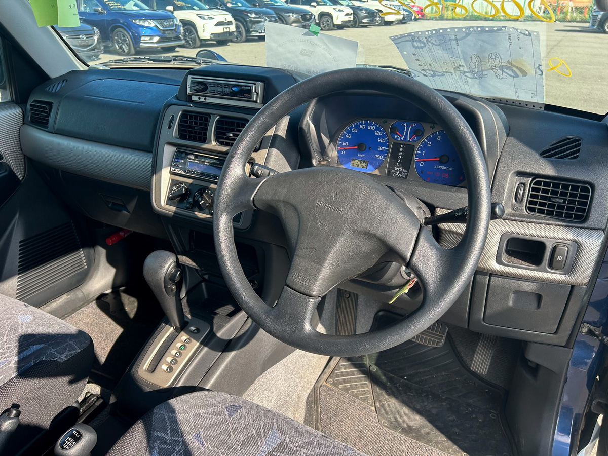 1998 Mitsubishi Pajero IO