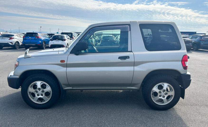 1999 Mitsubishi Pajero IO, Grey