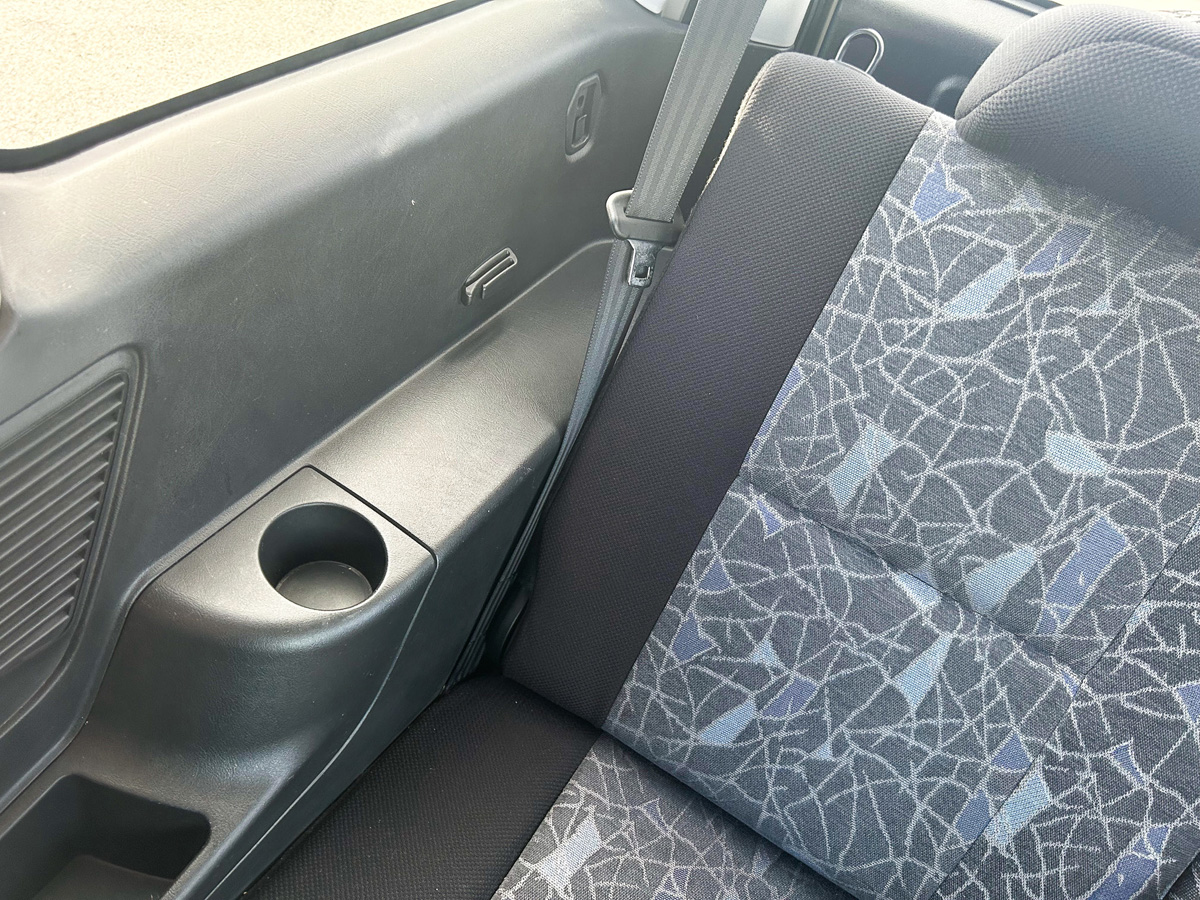 1999 Mitsubishi Pajero IO, Grey