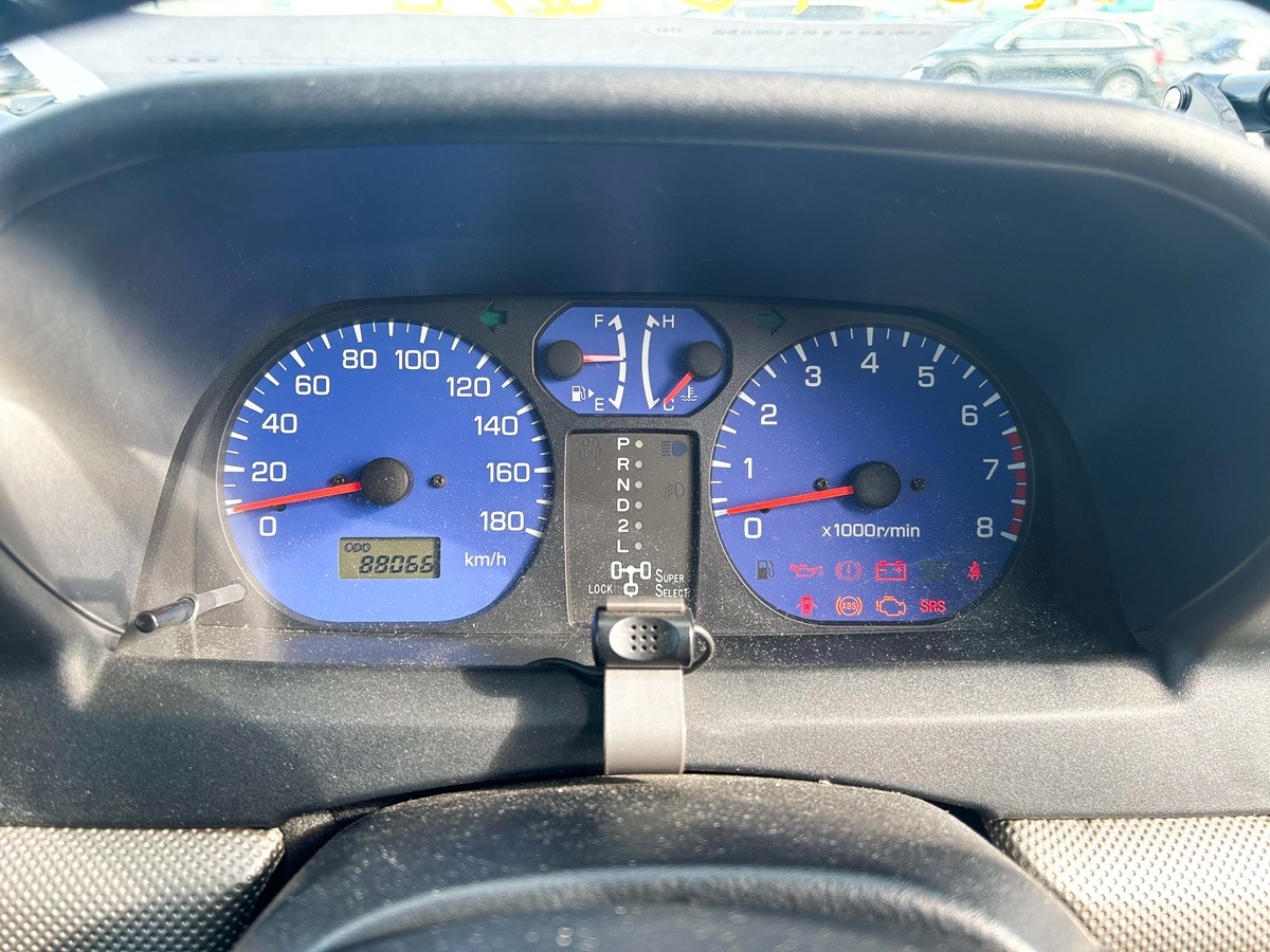 1999 Mitsubishi Pajero IO, Grey