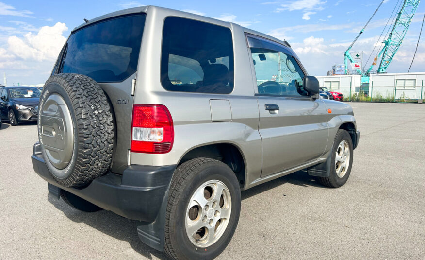 1999 Mitsubishi Pajero IO, Grey