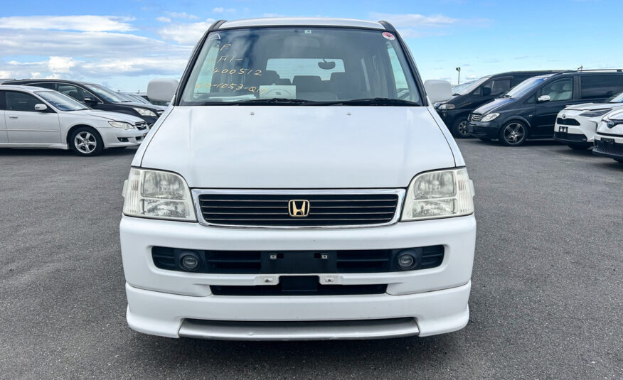 1999 Honda Stepwagon, White