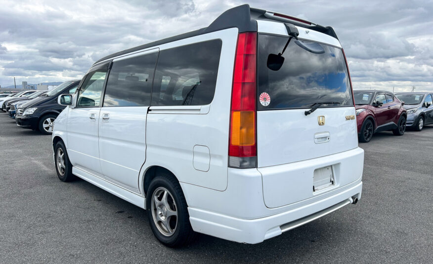 1999 Honda Stepwagon, White