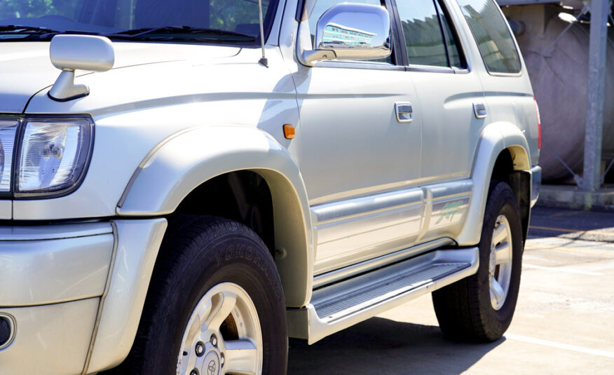 1999 Toyota Hilux Surf, Silver