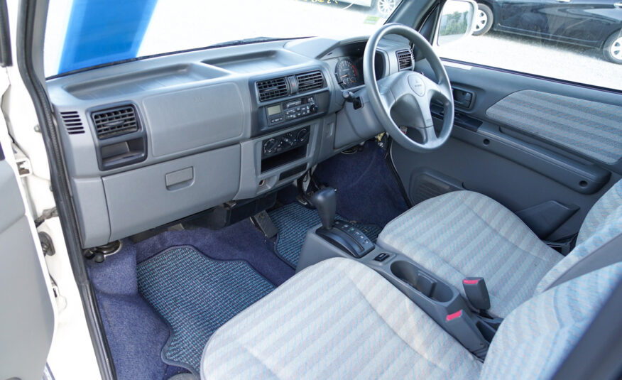 1999 Mitsubishi Town Box