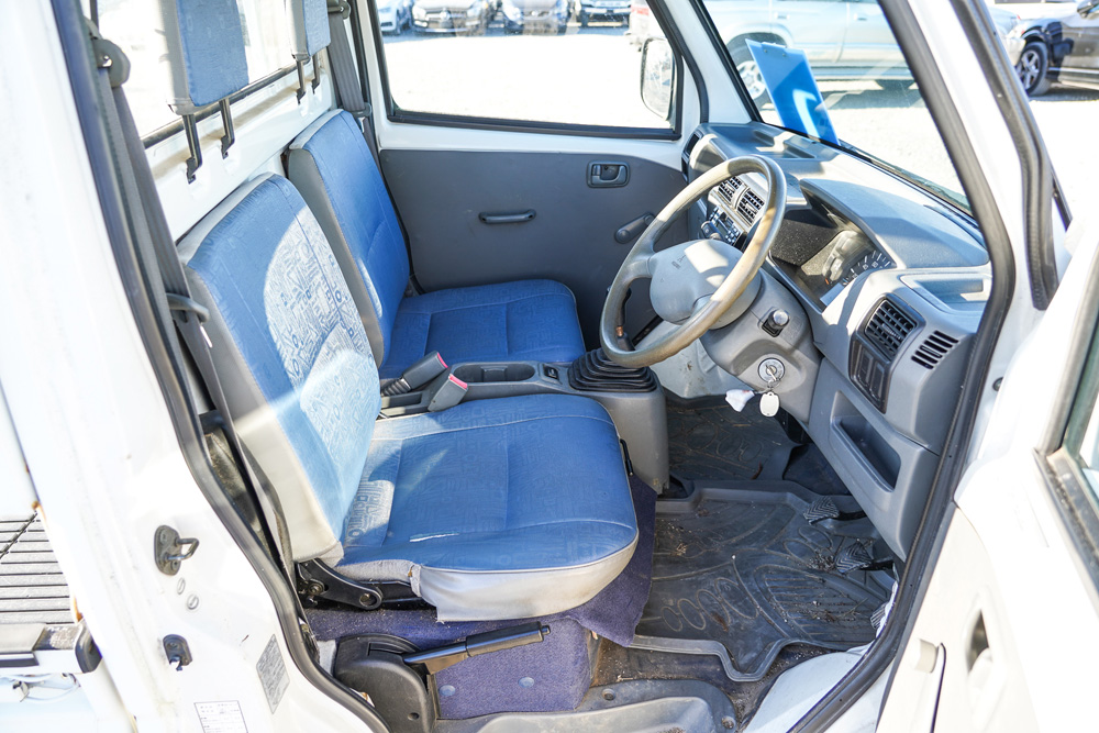 1999 Mitsubishi Minicab
