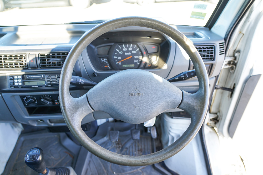 1999 Mitsubishi Minicab