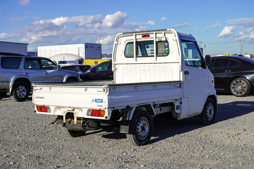 1999 Mitsubishi Minicab