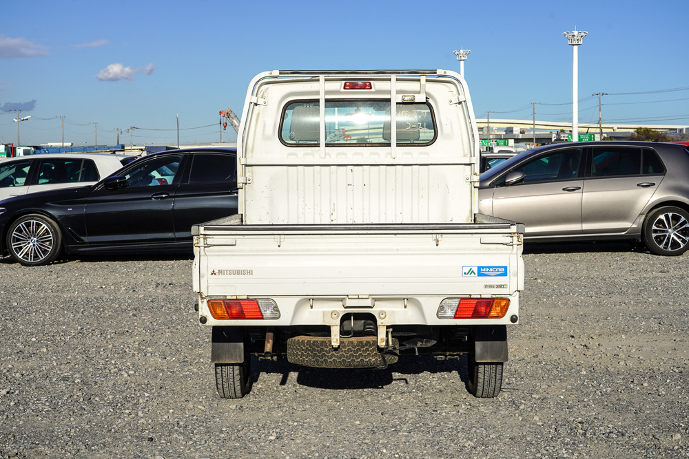 1999 Mitsubishi Minicab