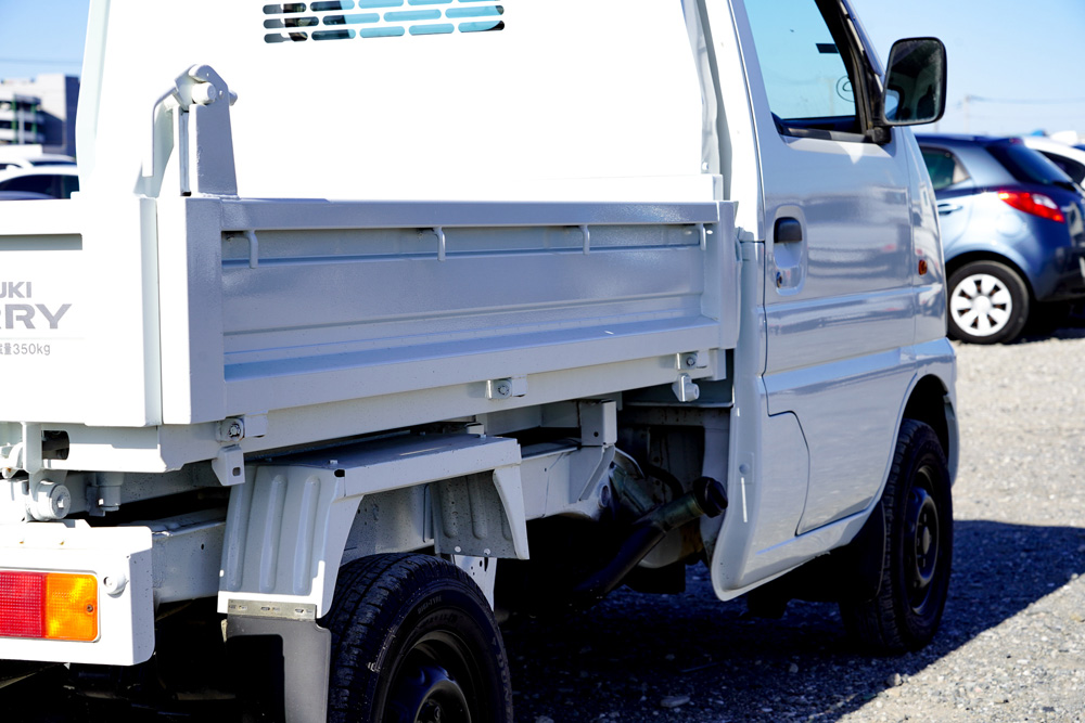 2000 Suzuki Carry