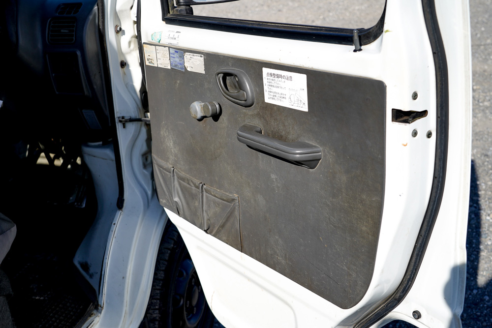 2000 Suzuki Carry