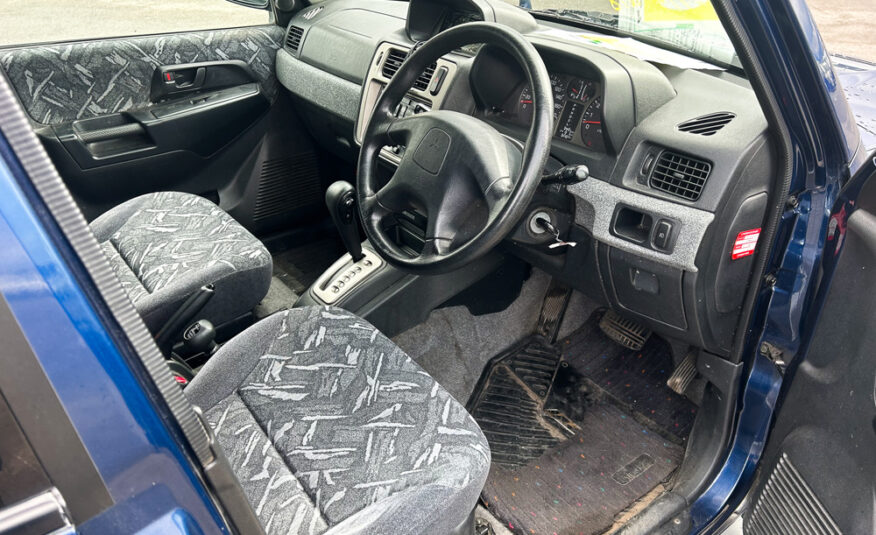 1998 Mitsubishi Pajero IO