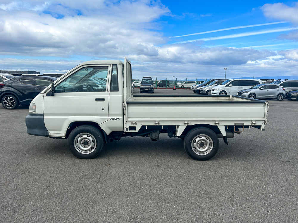 1999 Toyota Town Ace Truck, 9 feet