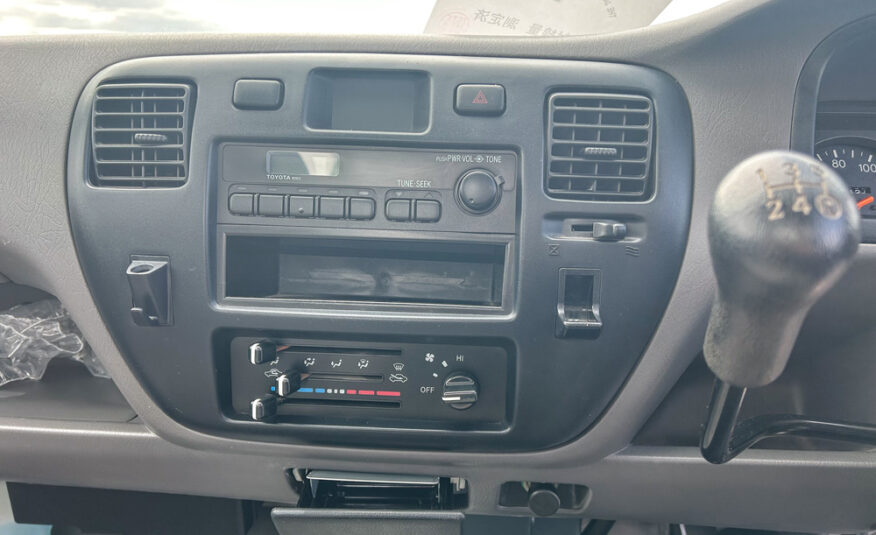 1999 Toyota Town Ace Truck, 9 feet