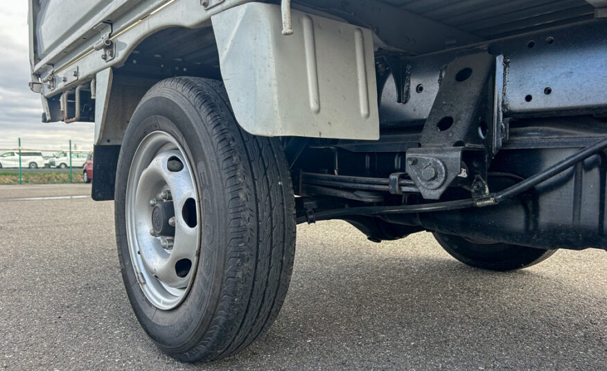 1999 Toyota Town Ace Truck, 9 feet