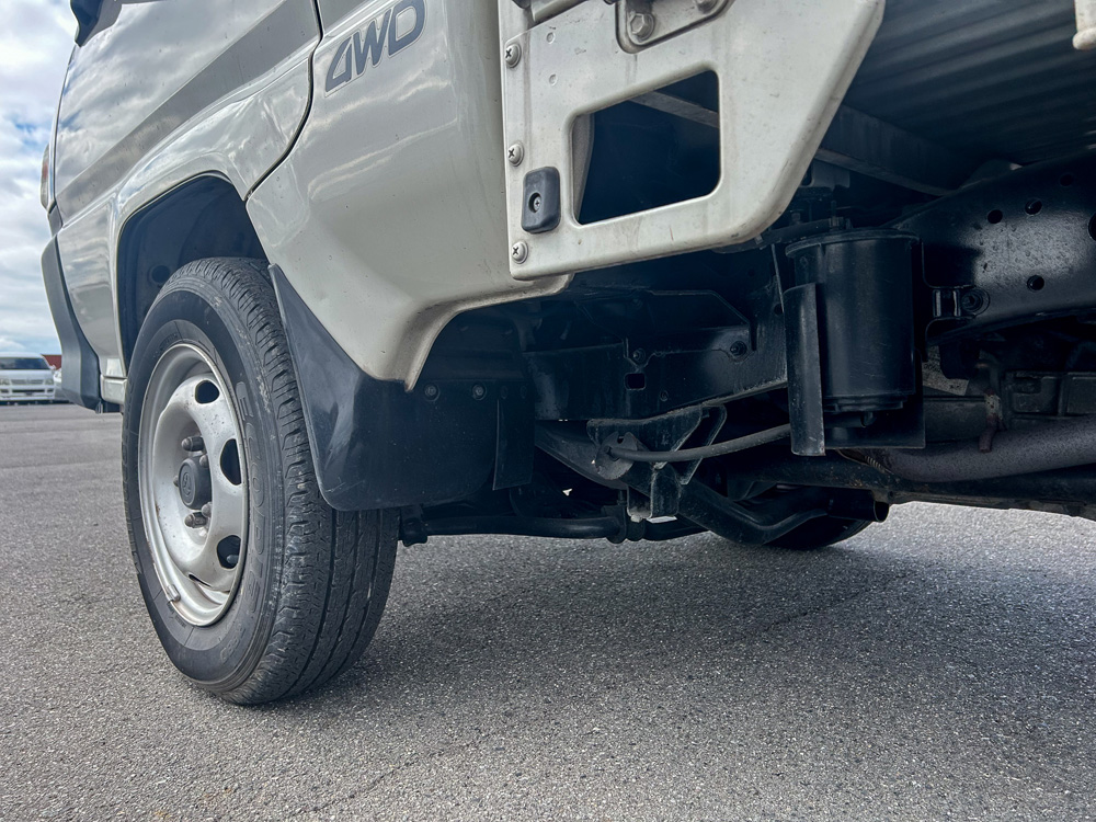 1999 Toyota Town Ace Truck, 9 feet