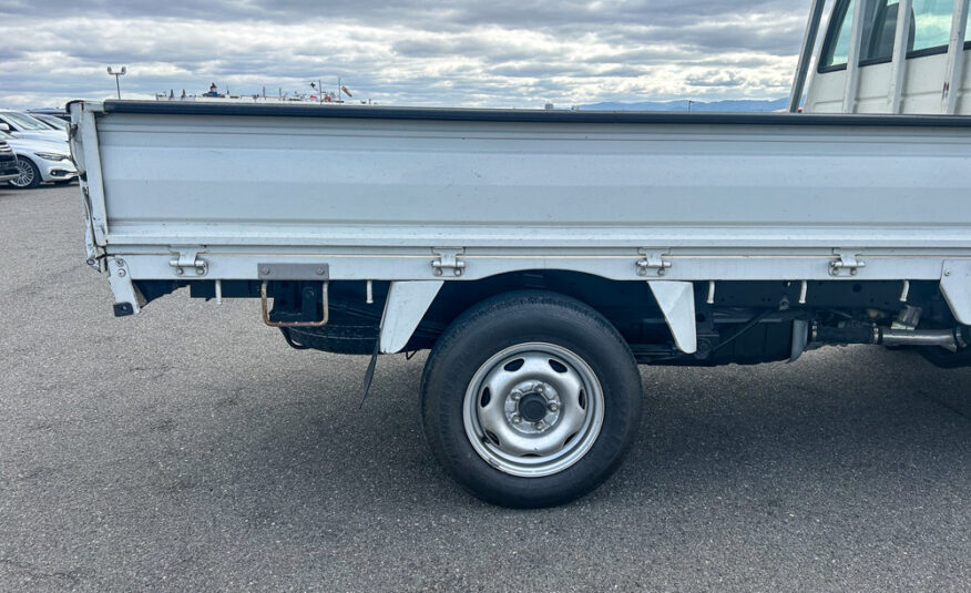 1999 Toyota Town Ace Truck, 9 feet