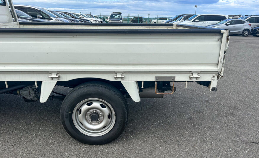 1999 Toyota Town Ace Truck, 9 feet