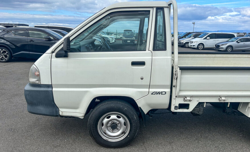 1999 Toyota Town Ace Truck, 9 feet