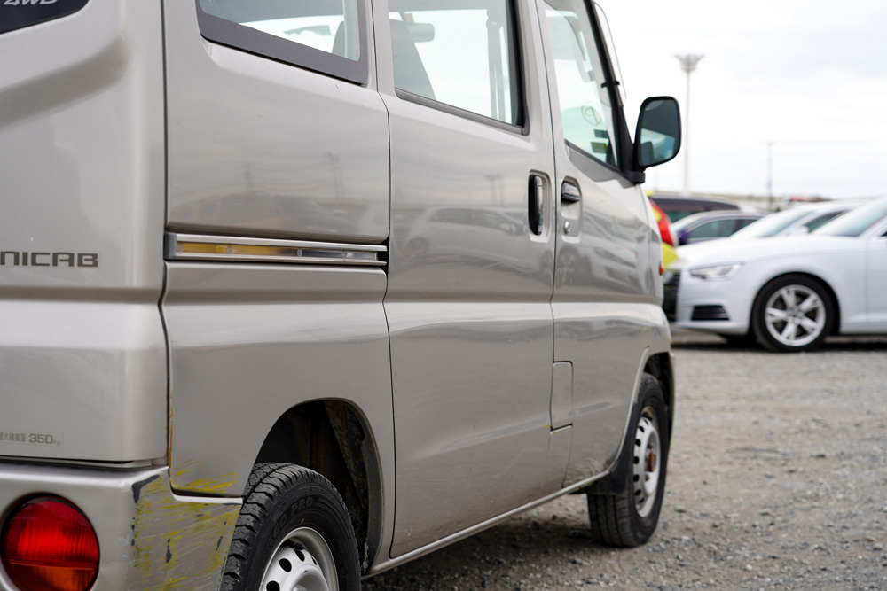 1999 Mitsubishi Minicab 4WD kei van For Sale