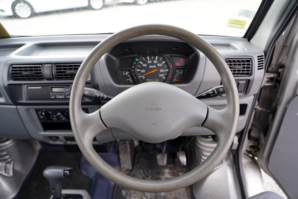 1999 Mitsubishi Minicab 4WD kei van For Sale