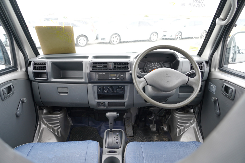 1999 Mitsubishi Minicab 4WD kei van For Sale