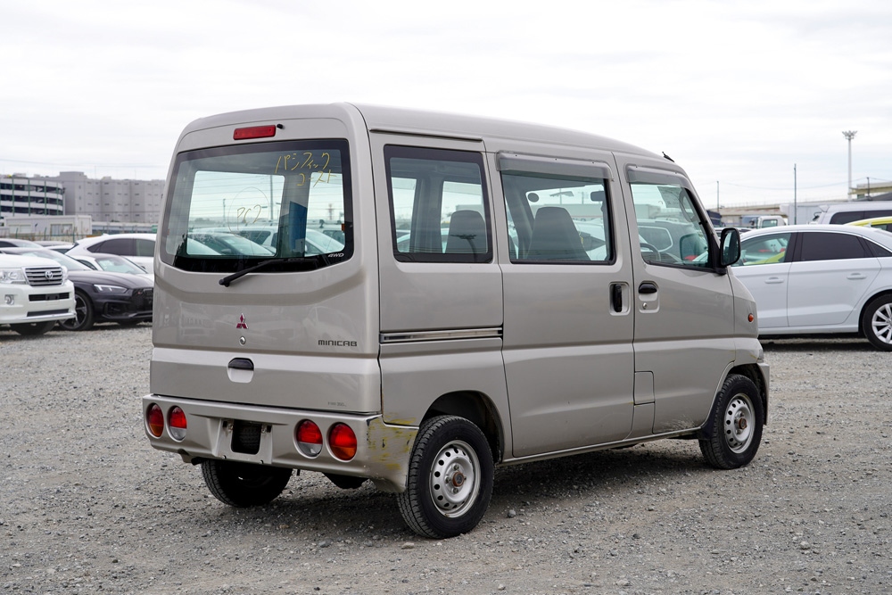 1999 Mitsubishi Minicab 4WD kei van For Sale